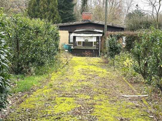 Naturnaher Lifestyle auf großem Gartengrundstück mit kleinem Bungalow in Bonn-Beuel-Pützchen