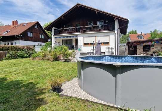 Einfamilienhaus auf exklusiven Grundstück mit Blick ins Grüne