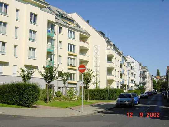 Aachen Zentrum - Tiefgaragenstellplatz zu vermieten