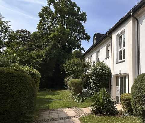 Helle 6-Zimmer Gartenwohnung mit ca. 240 qm Gesamtfläche über zwei Geschosse in Bestlage Nymphenburg