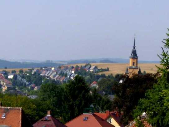 Zwei-Raum-Wohnung zum Sonderpreis mit Gratis-Blick zur Augustusburg