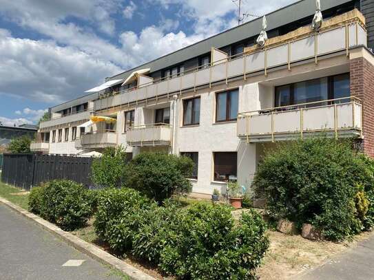 Schöne 2-Zimmer-Wohnung in ruhiger Lage mit Balkon und Einbauküche