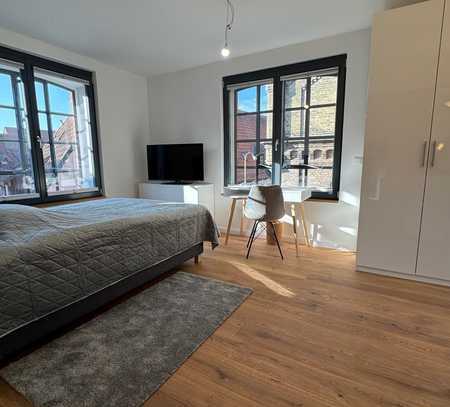 Vollmöbliertes 25qm-Apartment mit 50qm WG-Gemeinschaftsräumen All-Inklusiv-Miete