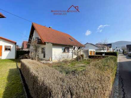 Sehr gepflegtes Einfamilienhaus in angenehmer Wohnlage mit Garten, Terrasse und Doppelgarage!