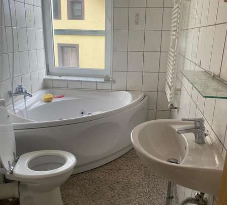 Preiswerte 3,5-Zimmer-Wohnung in Freiberg