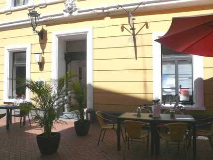 Viersen –DÜLKEN - auf der Fußgängerzone - Möglichkeit zur Eröffnung eines/r Cafés / Bar / Lounge