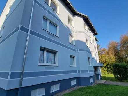 Wohnen im Grünen! Moderne 3-Zimmer-Obergeschosswohnung mit Balkon