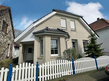 Bezugsfreies Einfamilienhaus mit großem Garten in Oldenburg-Osternburg zu verkaufen!!