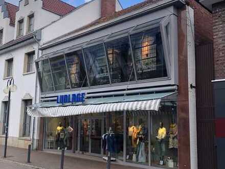 Neu: Büroflächen, Praxen im Zentrum von Fürstenau, insg. 570 m² ! Große Strasse 21, 49584 Füstenau