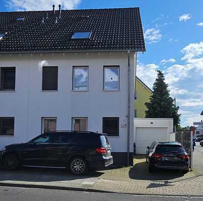 Hochwertiges helles Einfamilienhaus mit Anbaumöglichkeit und Garage