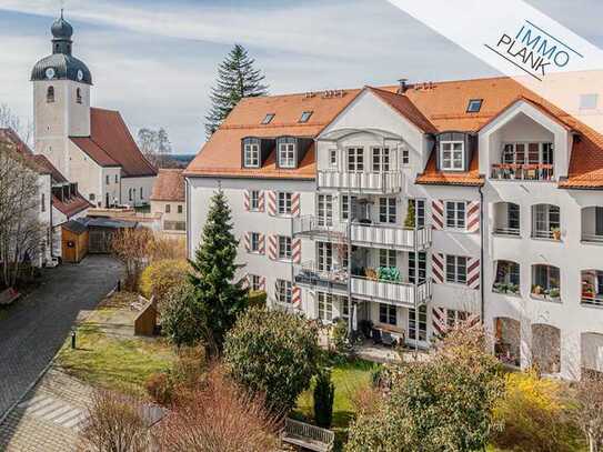 Elegante Dachgeschoßwohnung mit Galerie "Residenz Schloß Egmating"