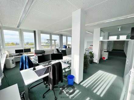 Gepflegte und großzügige Büroräumlichkeiten in 5. Etage / Zentral in Fellbach