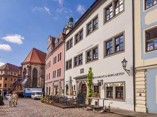 Repräsentativ mit Wertsteigerungspotential - und ohne Übertreibung in bester Lage am Meißner Markt.