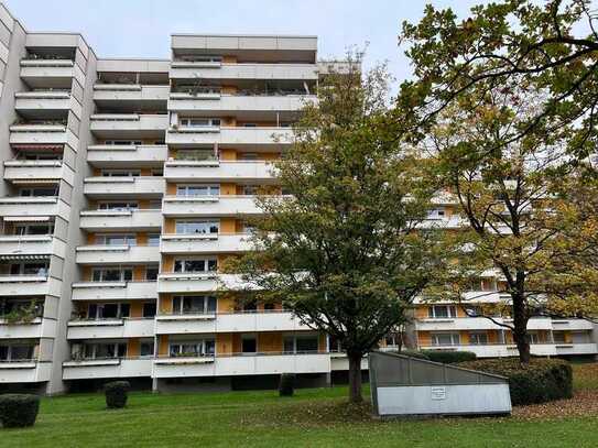 SOFORT BEZIEHBAR! ATTRAKTIVE 3-ZIMMER-WOHNUNG MIT ZWEI BALKONEN IN RUHIGER WOHNLAGE