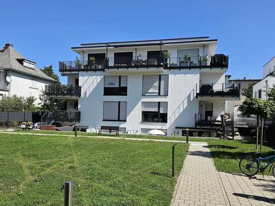 Moderne und zentrale 1-Zimmer-Wohnung mit Terrasse und Garten im Darmstädter Verlegerviertel