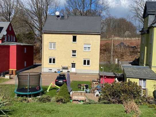 EG schöne Wohnung mit Kinderzimmer