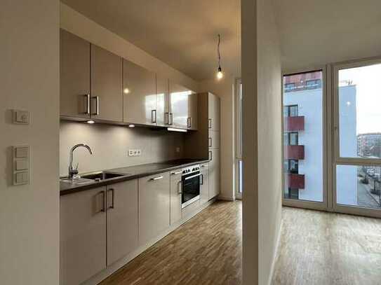 Helle 2-Zimmer-Wohnung mit Balkon und Einbauküche