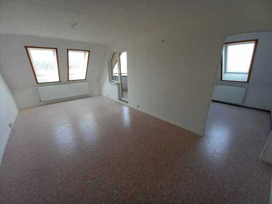 3-Raum-Wohnung mit schönem Ausblick vom Balkon