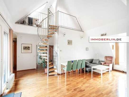 IMMOBERLIN.DE - Fantastische Dachgeschosswohnung mit Westterrasse, Galerieambiente + Lift