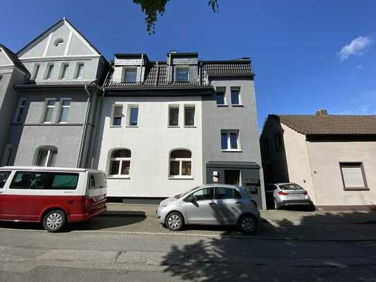 Charmantes Mehrfamilienhaus in sehr guter Lage von Gelsenkirchen-Buer!