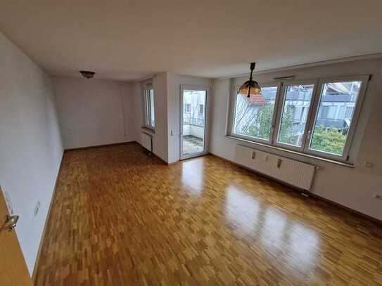 Ruhige 2-Zimmer-Wohnung mit Balkon und EBK in Stgt-Stammh. Betreutes Wohnen