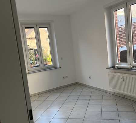 Schöne 3-Zimmer-Erdgeschosswohnung mit Terrasse in Mönchengladbach