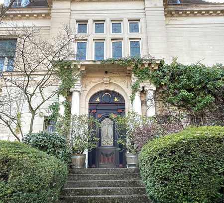 Exklusiver Firmensitz! Art Deco Villa mit luxuriöser Innenausstattung in Wiesbaden Südost