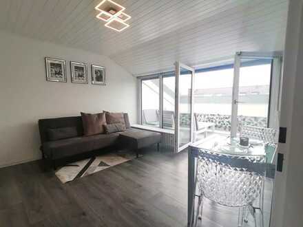 Exklusive stilvoll möblierte 1,5 - 2 Zimmer Wohnung EBK Dachterrasse Balkon Kamin