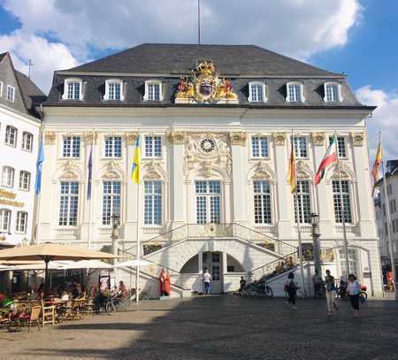 Kernsaniertes Ladenlokal ( 132 qm) im Zentrum von Bonn - Rathaus - Unischloss