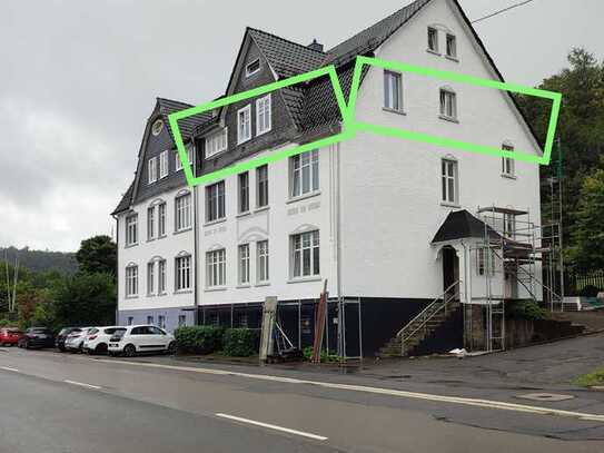 Charmante 3-Zimmer-Dachgeschoss-Wohnung in Gummersbach