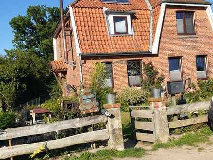 690 € - 86 m² - 3.0 Zi.
