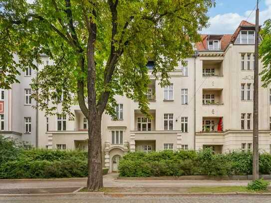 Ihr neues Zuhause in Potsdam: Stilvolle Altbauwohnung in Bestlage