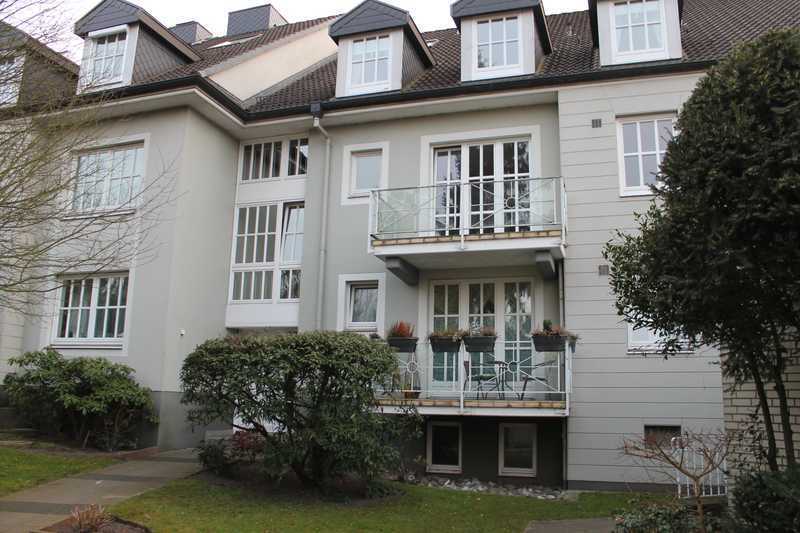 2 Zimmer-Wohnung 1. OG mit 2 Balkone in Hamburg-Billstedt