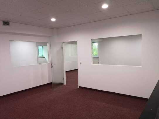 BÜROFLÄCHE, 110 m² / Parkplätze vorhanden