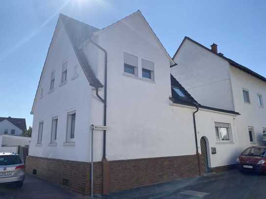 6-Raum-Einfamilienhaus mit EBK & Garten in Gernsheim