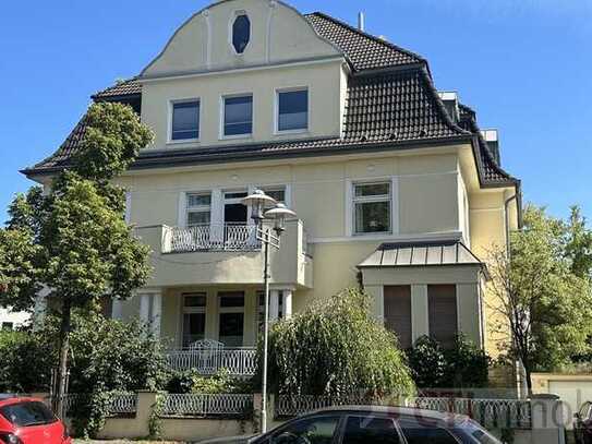 Stilvolle und luxuriöse 5,5 Zimmerwohnung im Altbau