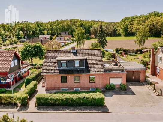 Zweifamilienhaus mit großzügigem Garten in Sackgassenlage