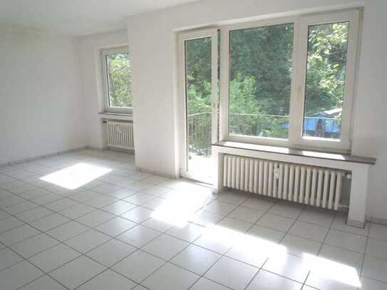 Helle Wohnung mit praktischem Grundriss im 1. OG mit schönem Balkon in Wegberg-Wildenrath