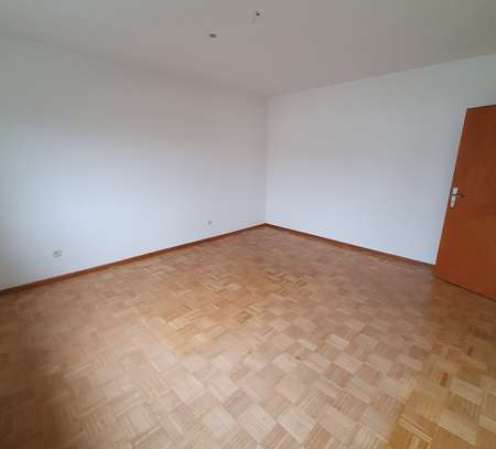 Schöne gepflegte 3 Zimmer Wohnung