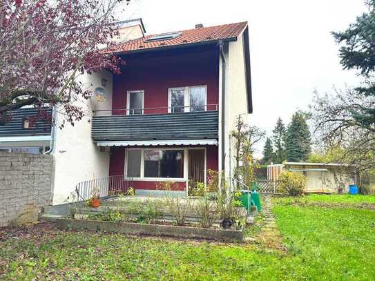 Attraktives Reihenendhaus mit Garten auf 3 Etagen in Thalfingen!