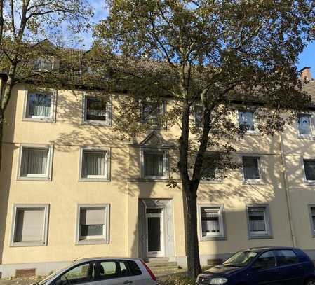 Smarte 2 1/2 Zimmerwohnung mit Balkon in Duisburg-Duissern