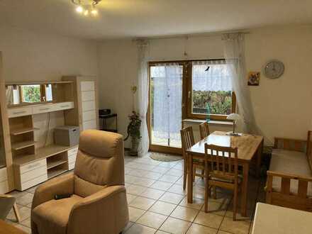 Gepflegte 2-Raum-EG-Wohnung mit Terrasse und Einbauküche in St. Leon-Rot