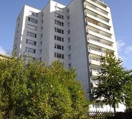 Schöne 3 Zimmer Wohnung OHNE Balkon Anfragen bitte nur über das ausgefüllte KONTAKTFORMULAR!!!