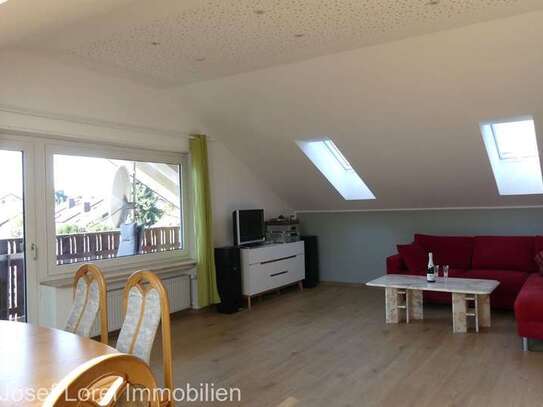 Möbliert(!) Dachgeschosswohnung mit Loggia in ruhiger Lage in Hünfeld