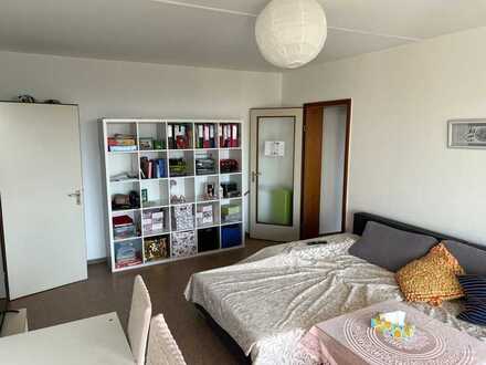 Kapitalanlage! Gemütliche 2 Zimmer Wohnung mit Stellplatz!