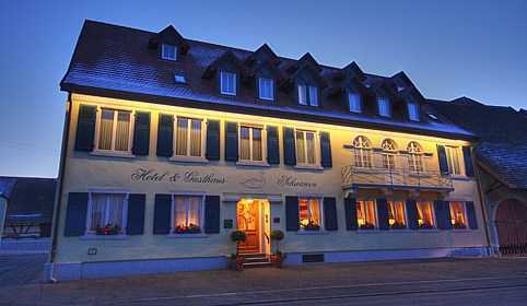 Historisches Anwesen mit renommiertem Gasthaus und Hotel