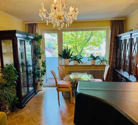 Bad Homburg- Innenstadt - Attraktive 2 Zimmer Wohnung mit Balkon