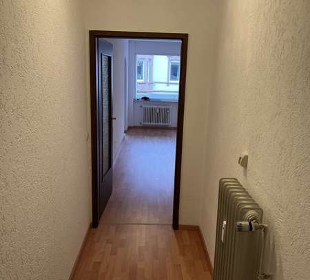 Schöne und gepflegte 1,5-Zimmer-Wohnung mit Balkon in Saarbrücken