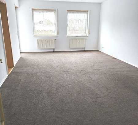 Gemütliche 3 Zimmer Whg. mit Balkon !