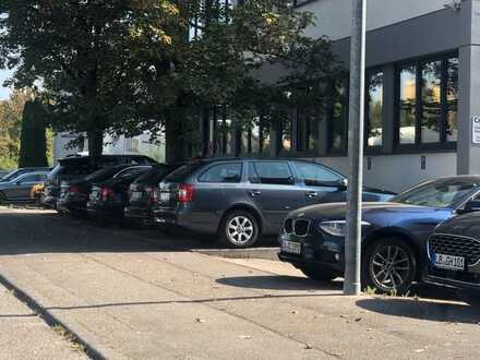 Großraumbüro + Lager mit Laderampe